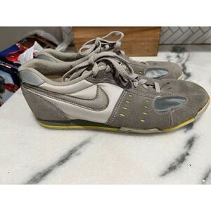 Vintage Nike Waffles Running shoes. Made in Korea. 1980s. Rare shoe & Rare size.